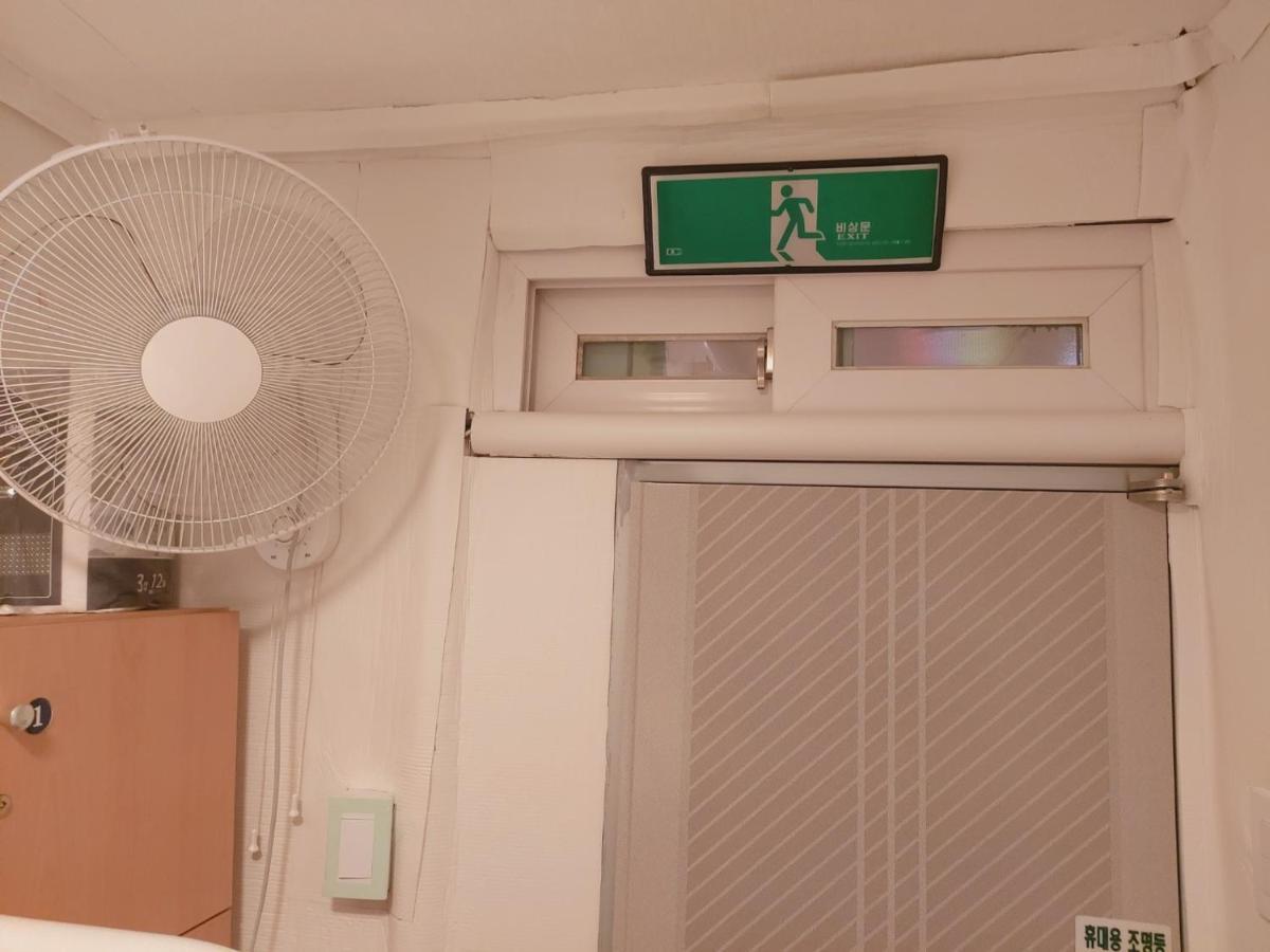 Seoul Guesthouse Foreigners Only Kültér fotó